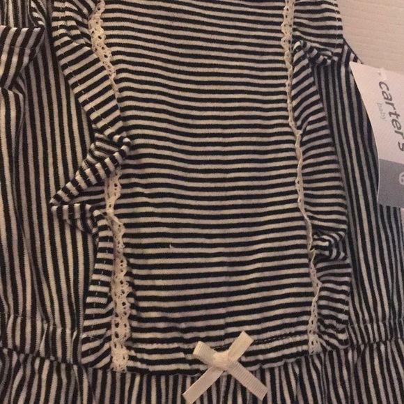 Carters romper - Picture 2 of 2
